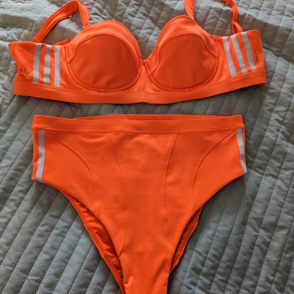Adidas x Ivy Park swimsuit set - Picture 6 of 9